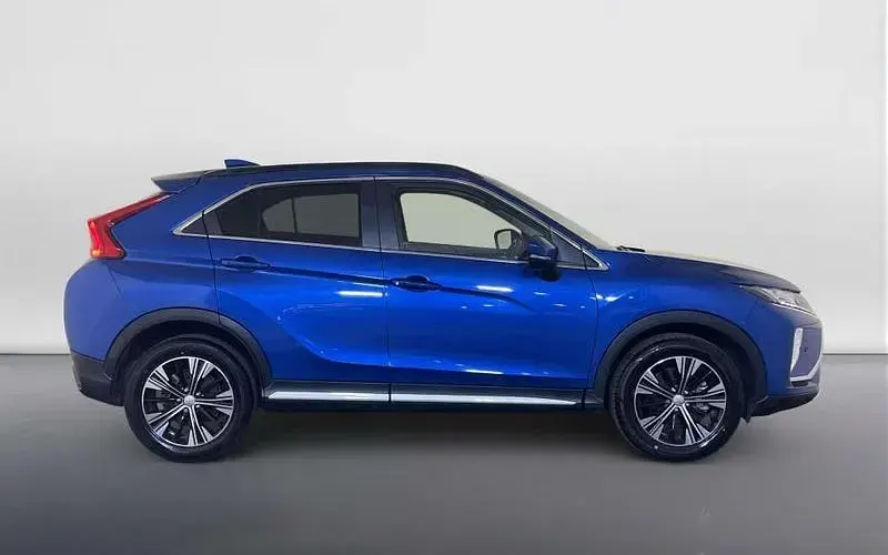 Used Mitsubishi Eclipse Cross 163 HP (119 kW) 2019 Blue SUV