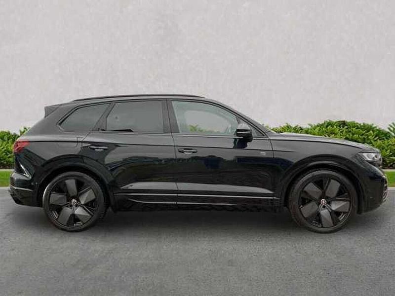 Used VW Touareg Black Edition 286 HP (210 kW) 2026 Grey SUV