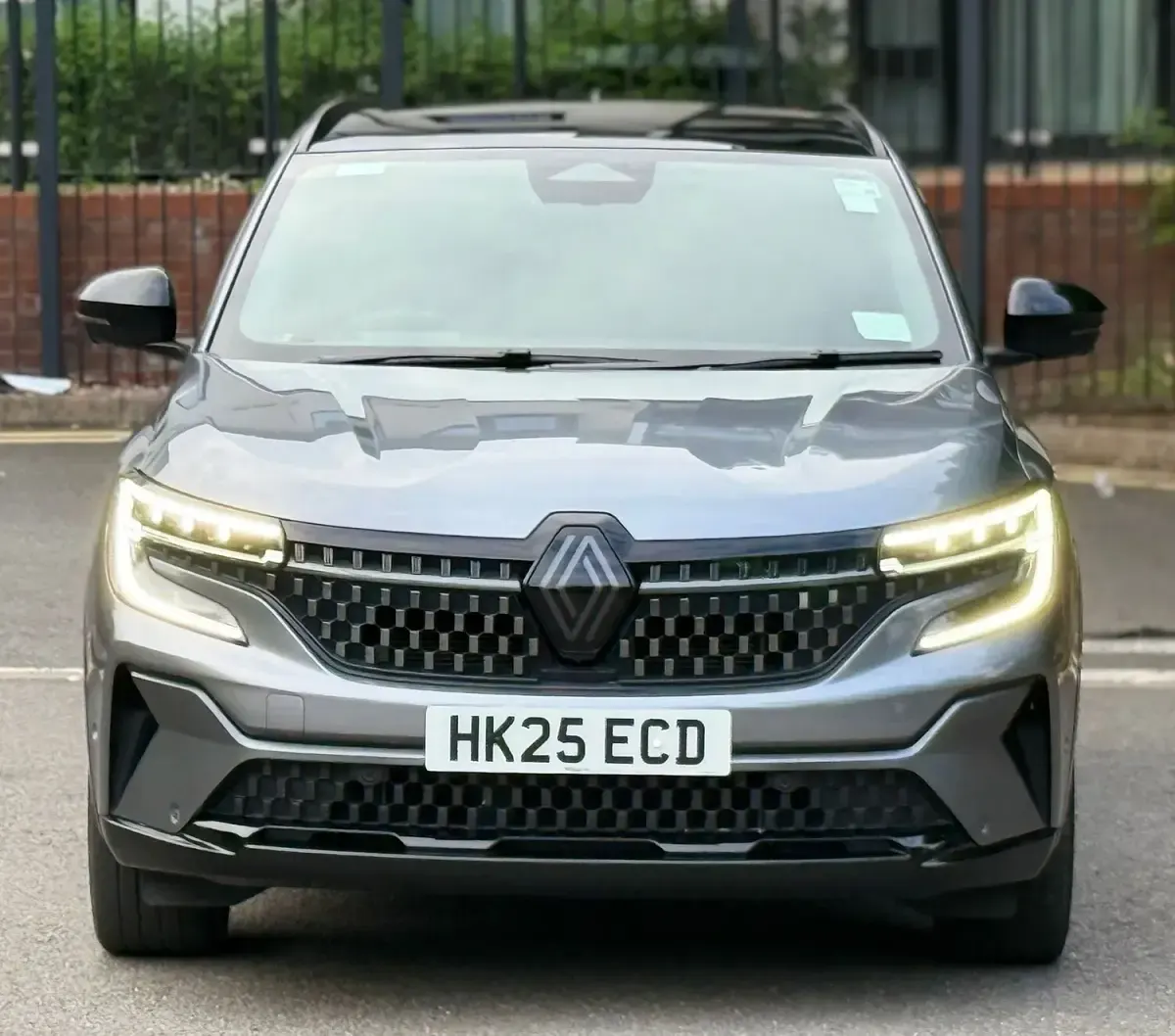 Used Renault Austral Iconic Esprit Alpine 2025 Grey SUV