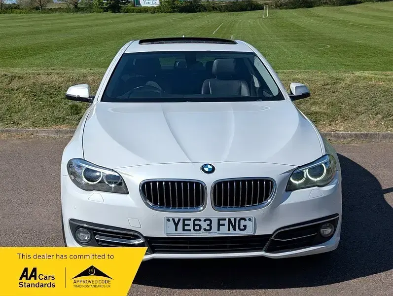 Używany BMW 520 Luxury Line 2013 Biały Sedan/Limuzyna
