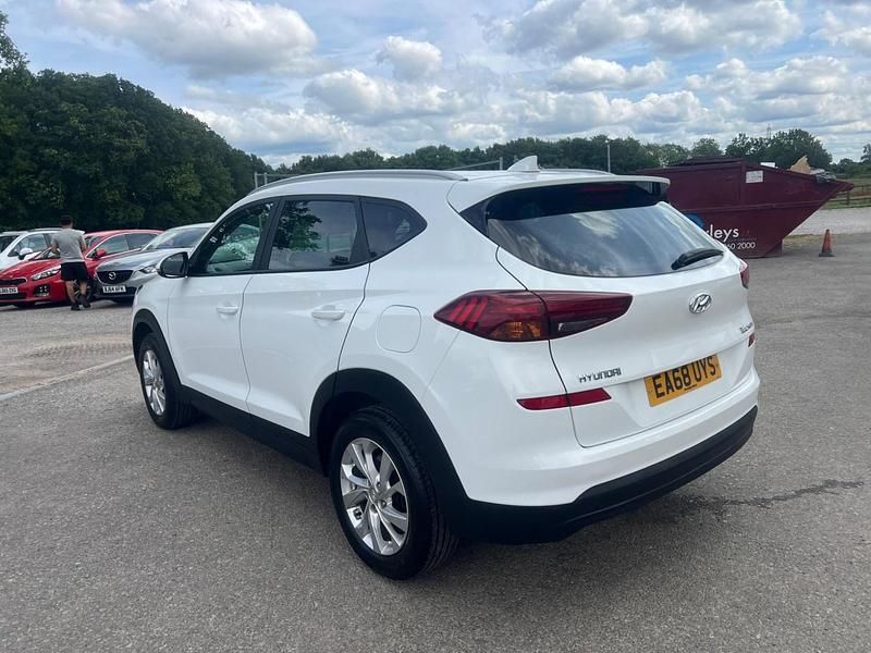 Used Hyundai Tucson SE 2018 White SUV