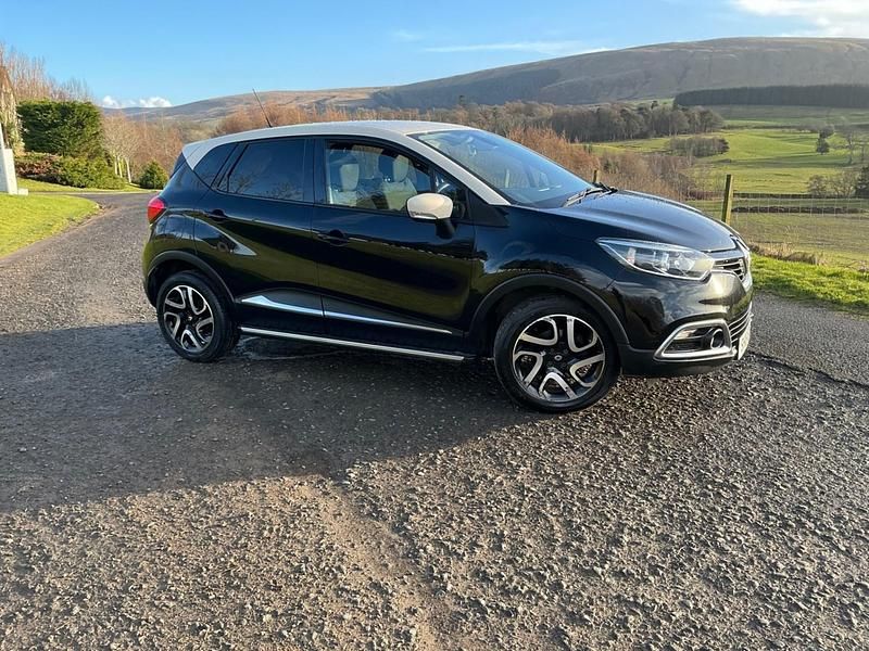 Black Used 2016 Renault Captur Dynamique SUV | £4,995 (Super price) - Image 1/4
