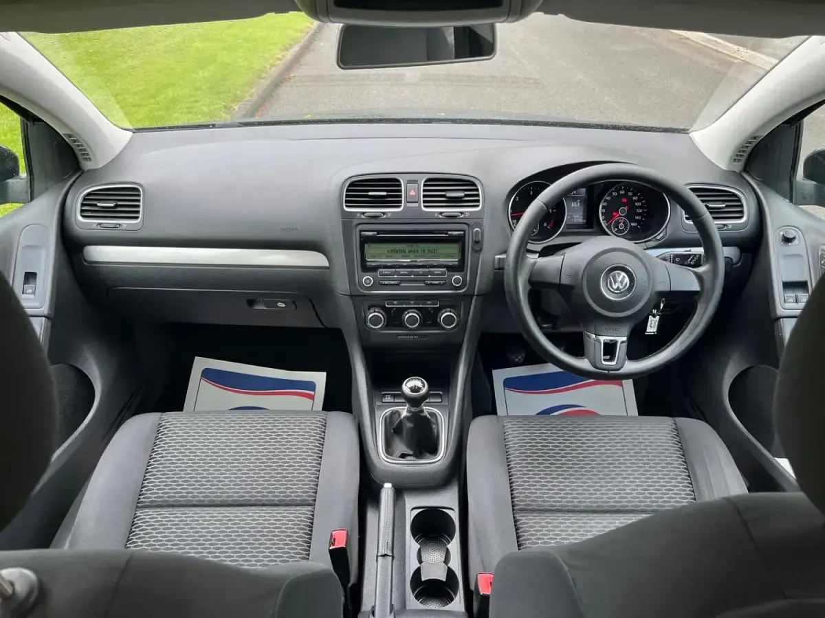 Używany VW Golf VI S 105 KM (77 kW) 2010 Czarny Hatchback
