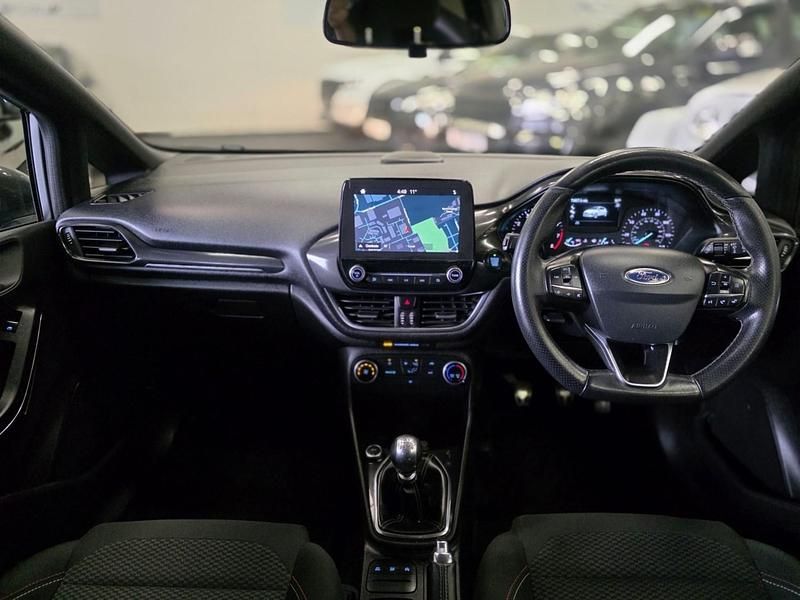 Used Ford Fiesta ST-Line 125 HP (91 kW) 2017 Grey Hatchback