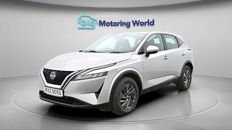 Used Nissan Qashqai Acenta Premium 2022 Silver SUV