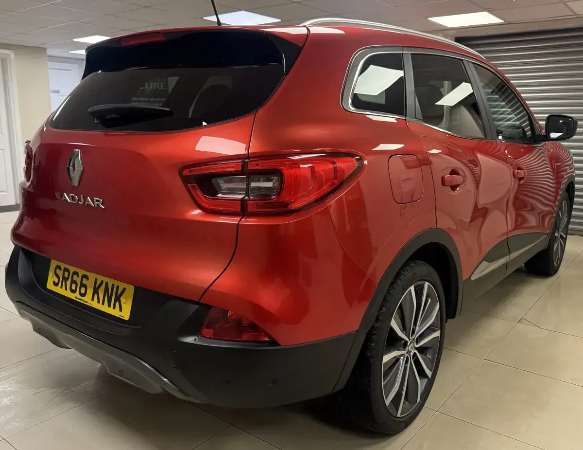Used Renault Kadjar Signature 130 HP (95 kW) 2016 Red SUV