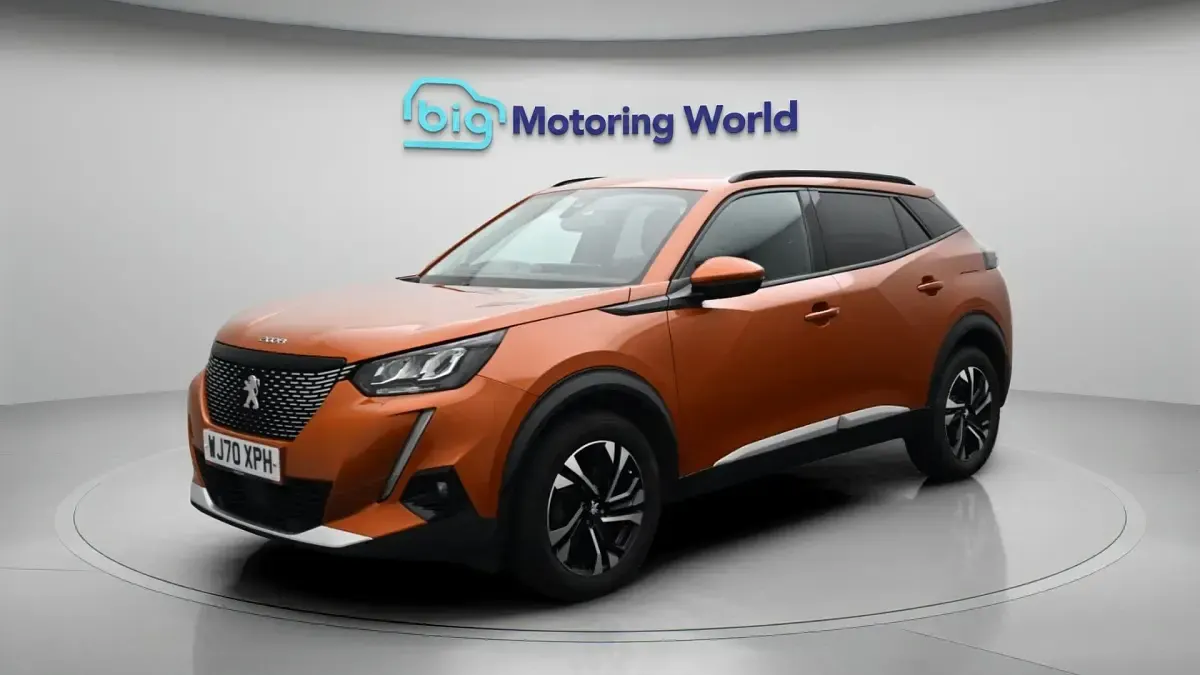 Used Peugeot 2008 Allure Premium 130 HP (95 kW) 2020 Orange SUV