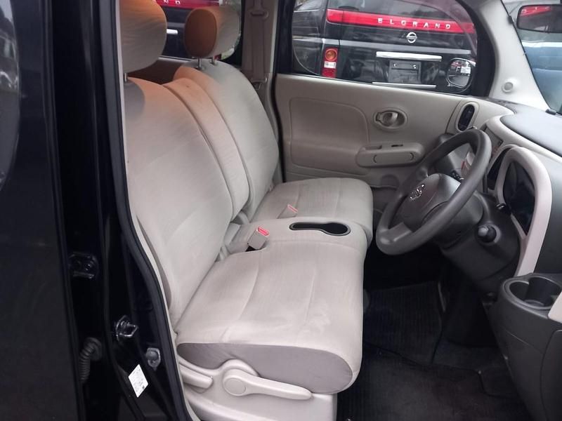 Used Nissan Cube 2012 Black MPV