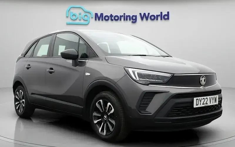 Used Vauxhall Crossland Design Edition 83 HP (61 kW) 2022 SUV