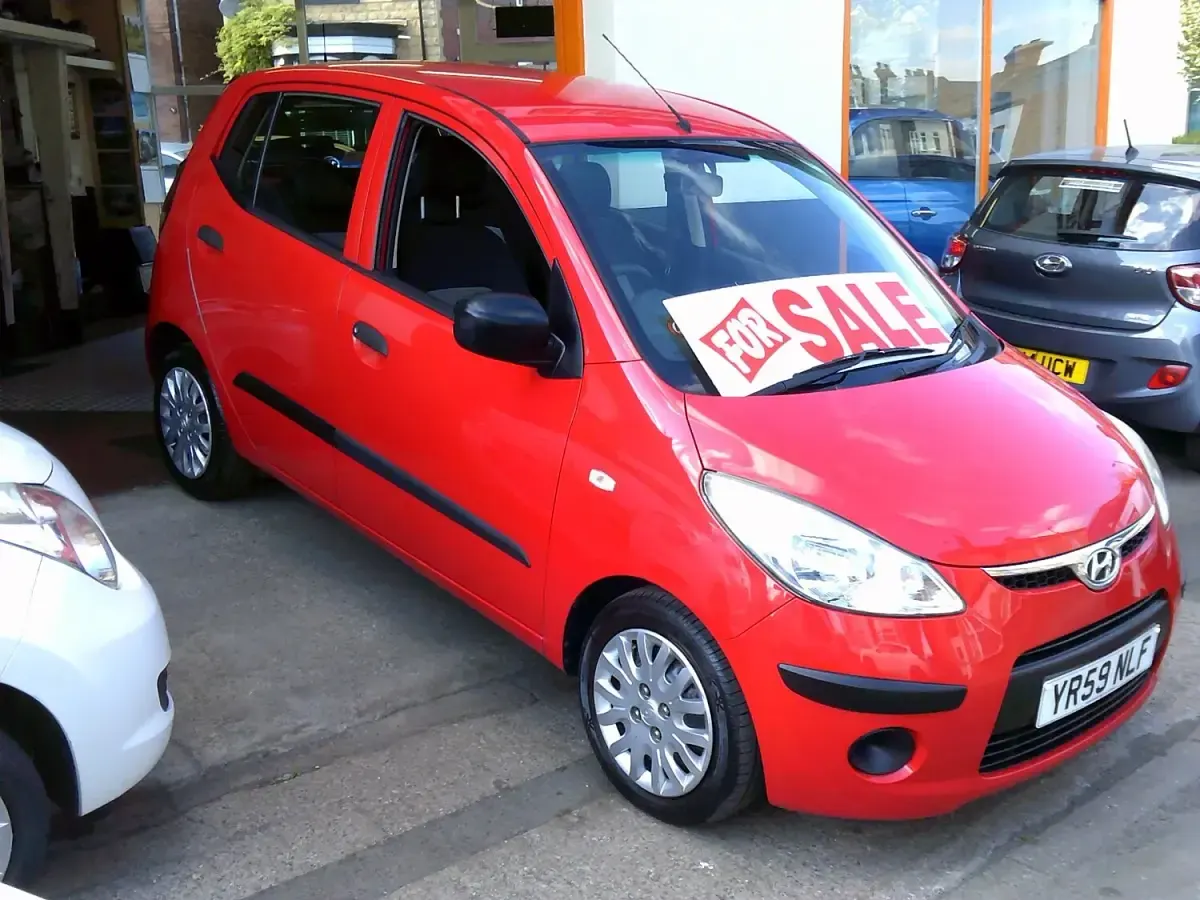 Used Hyundai i10 Classic 2009 Red Hatchback