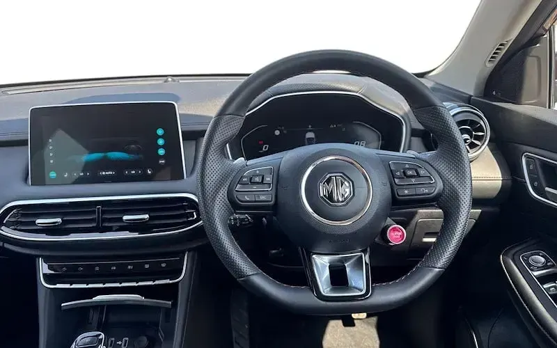 Used MG HS Trophy 162 HP (119 kW) 2024 Grey SUV