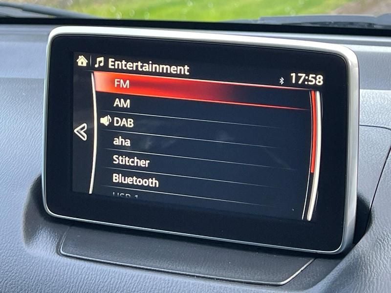 Used Mazda 2 Edition 2015 White Hatchback