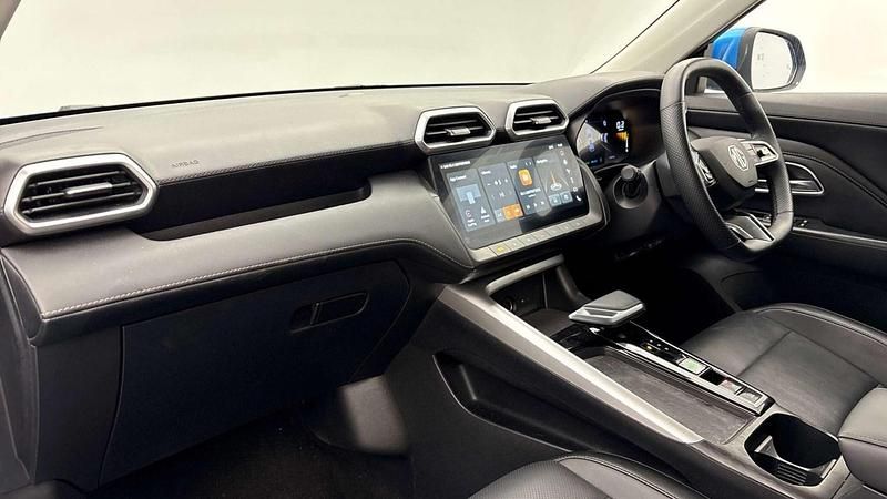 Used MG ZS Trophy 196 HP (144 kW) 2024 Blue SUV