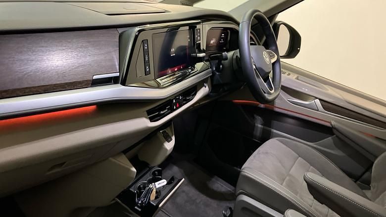 Used VW Multivan Style 150 HP (110 kW) 2025 Silver MPV