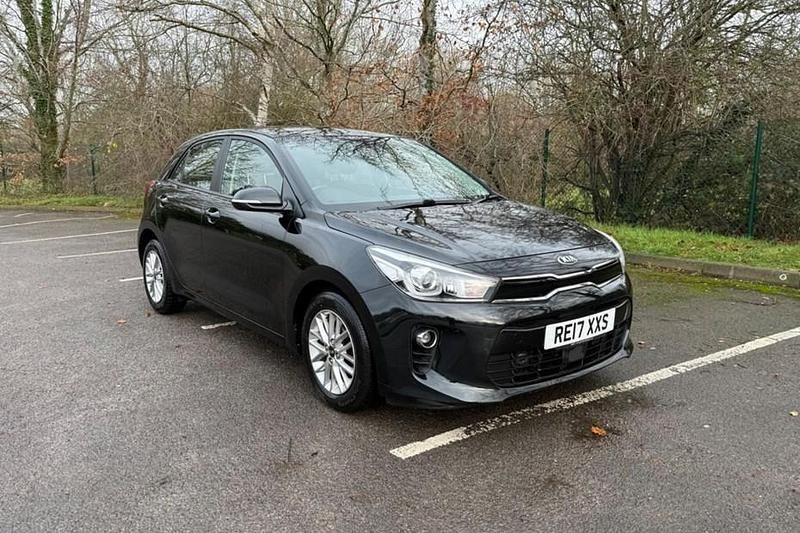 Used Kia Rio 83 HP (61 kW) 2017 Black Hatchback