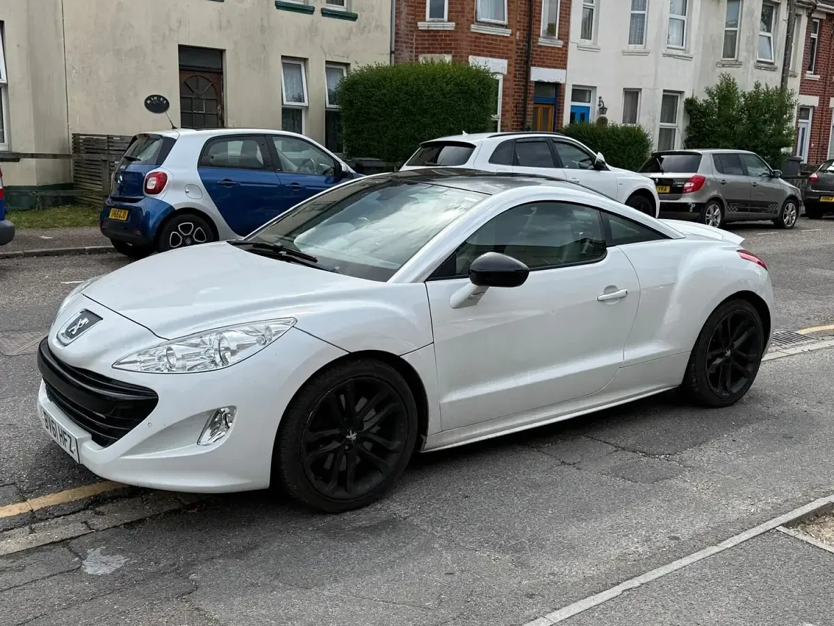 Used Peugeot RCZ GTi 163 HP (119 kW) 2011 White Coupe