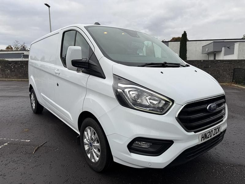 Used Ford Transit Custom Limited 130 HP (95 kW) 2020 White Van
