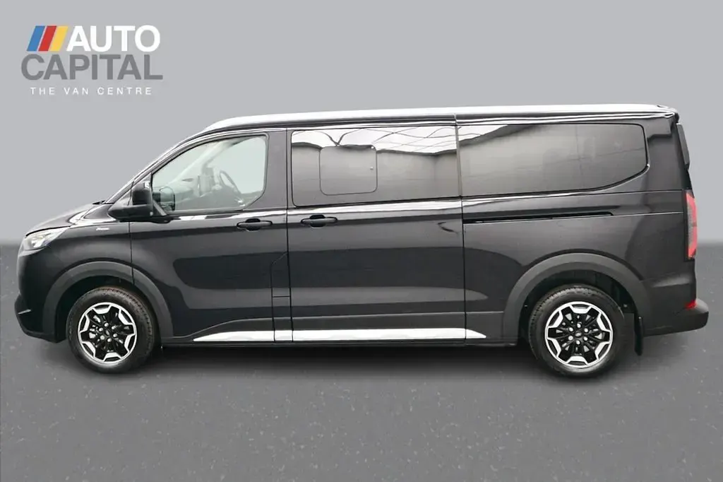 Used Ford Tourneo Custom Active 160 kW (218 HP) 2025 Black Van