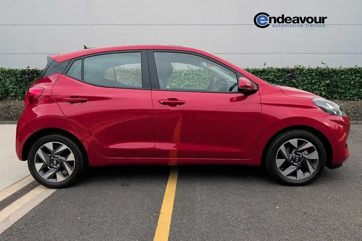 New Hyundai i10 Advanced 2026 Red Hatchback