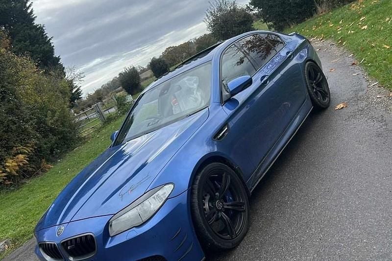 Used BMW M5 Comfort Edition 730 HP (536 kW) 2012 Blue Sedan