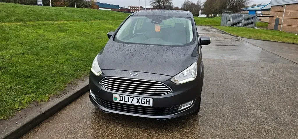 Used Ford C-MAX Titanium 2017 Grey MPV