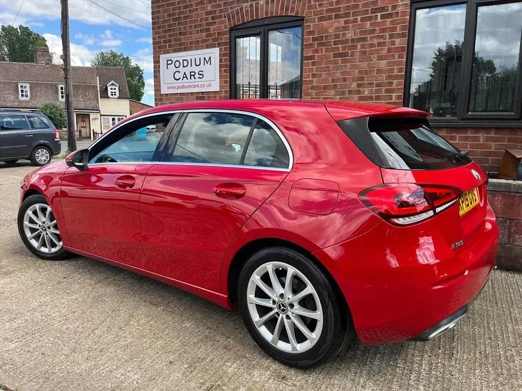 Used Mercedes A180 2019 Red Hatchback