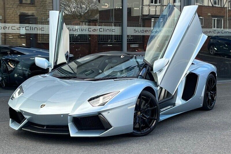 Blue Used 2014 Lamborghini Aventador Cabriolet | £179,995 - Image 1/4