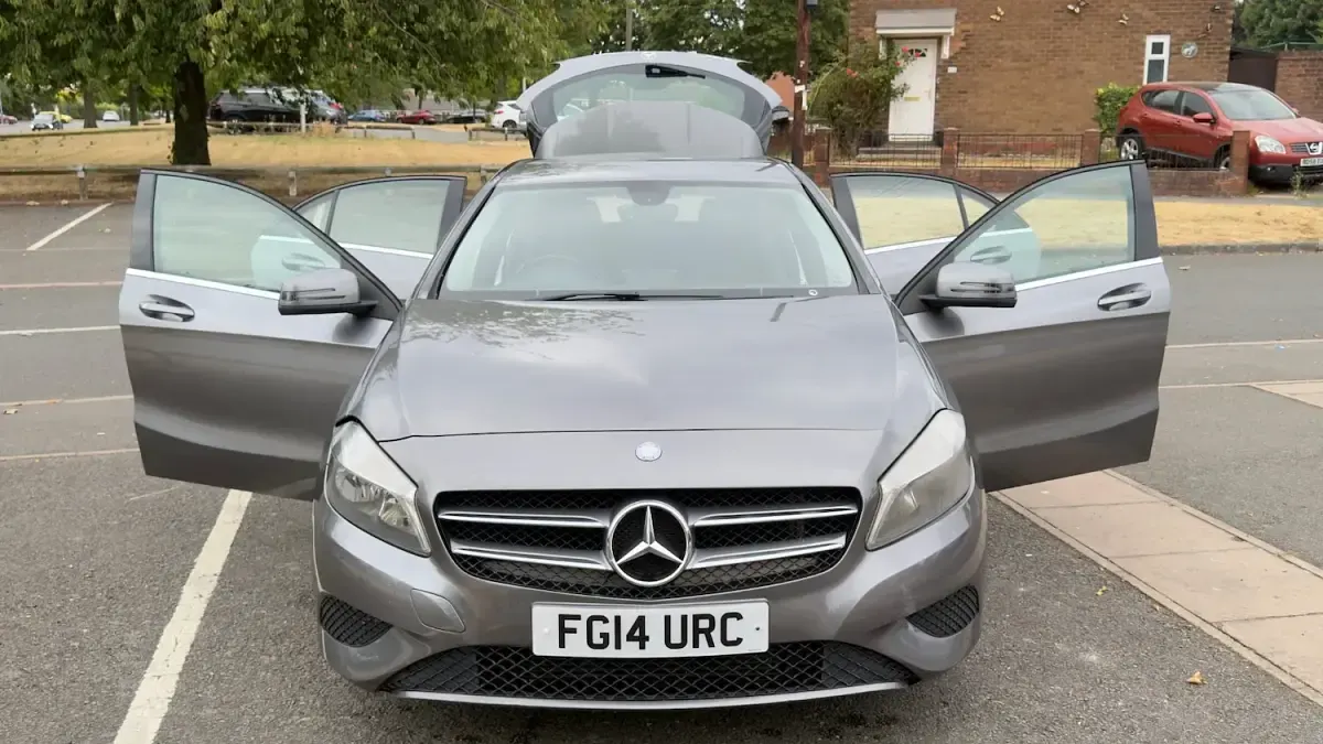 Used Mercedes A180 SE 2014 Grey Hatchback