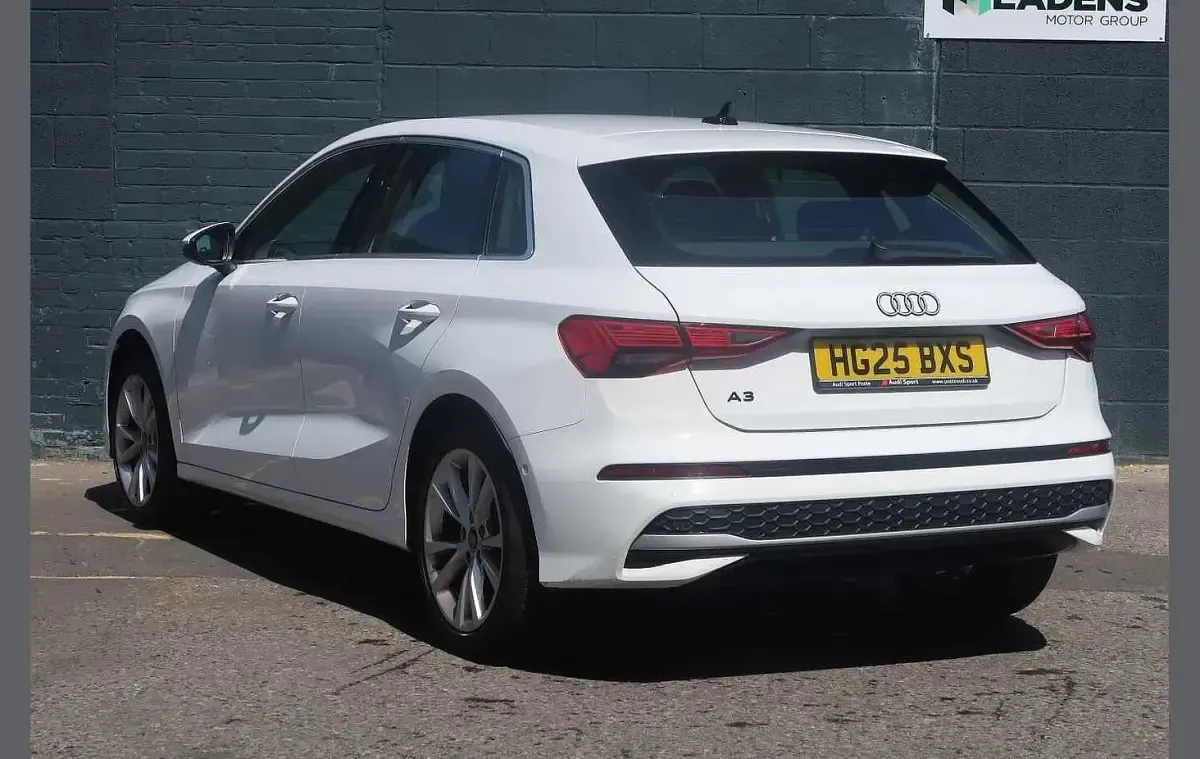 Used Audi A3 Sport 113 HP (83 kW) 2025 White Hatchback