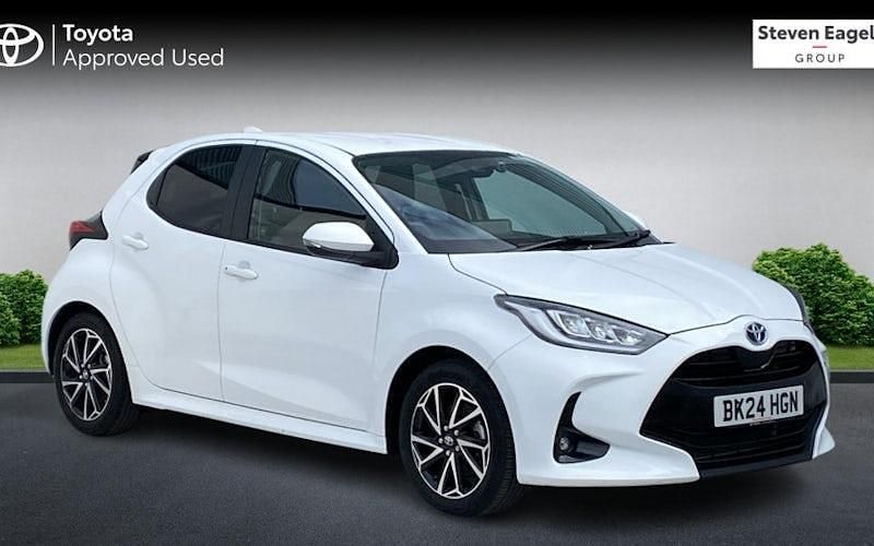 Used Toyota Yaris Hybrid Design 116 HP (85 kW) 2026 Hatchback