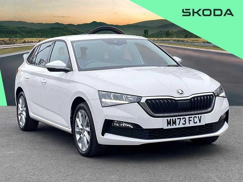 Used Skoda 110 R SE L 81 HP (59 kW) 2023 Candy white Estate