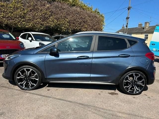 Usado Ford Fiesta Active X 125 HP (91 kW) 2021 Azul Citadino