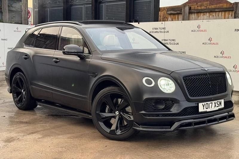 Blue Used 2017 Bentley Bentayga SUV | £53,995 (Super price) - Image 1/1