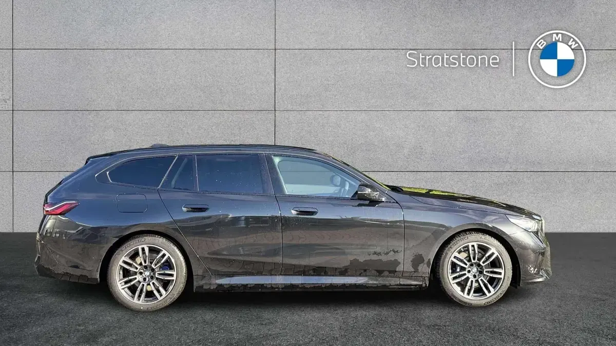 Used BMW 530e M Sport 295 HP (216 kW) 2026 Black Estate