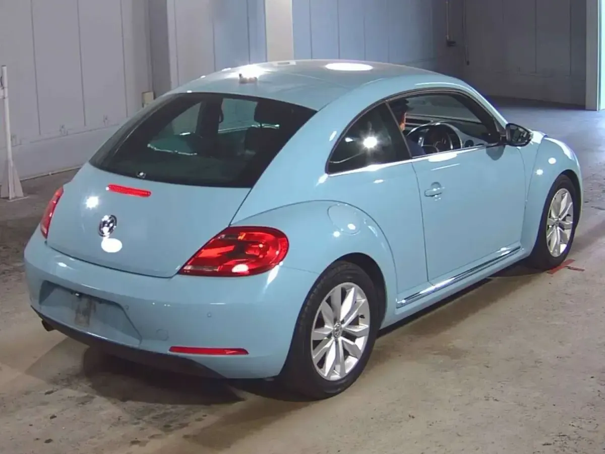 Used VW Beetle Design 2014 Blue Hatchback