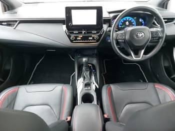 Used Toyota Corolla 122 HP (89 kW) 2023 Black Estate