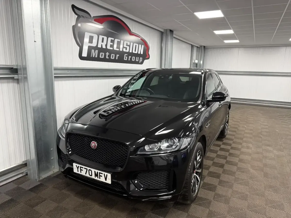 Used Jaguar F-Pace Chequered Flag 180 HP (132 kW) 2020 Black SUV