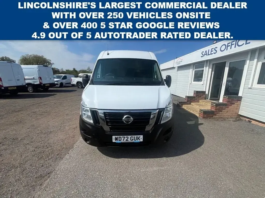Usado Nissan Interstar Acenta 135 CV (99 kW) 2023 Blanco Van