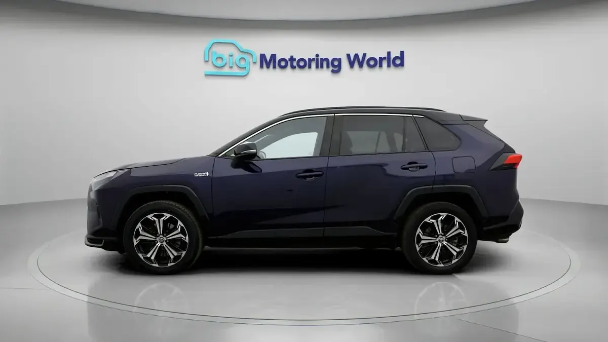 Used Toyota RAV4 Hybrid 306 HP (225 kW) 2022 Blue SUV