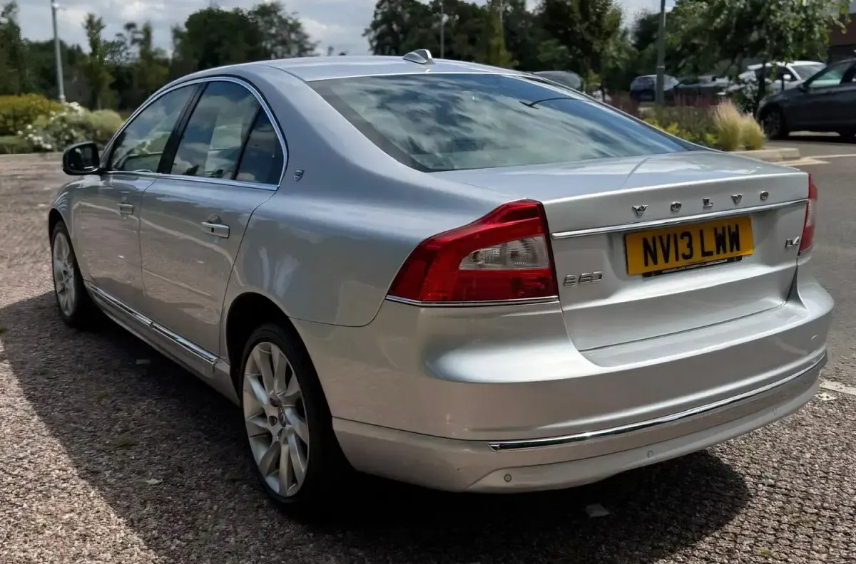 Used Volvo S80 Executive 163 HP (119 kW) 2013 Silver Sedan