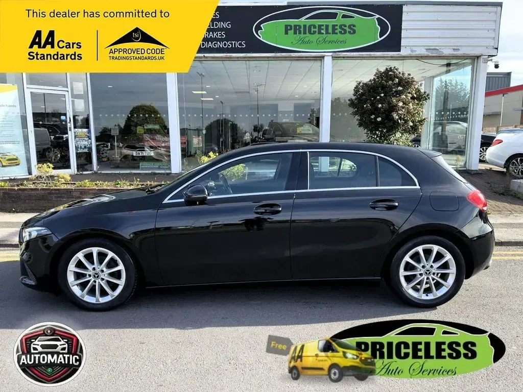 Used Mercedes A180 116 HP (85 kW) 2019 Black Hatchback