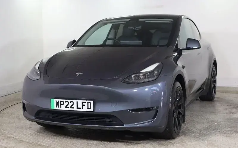 Used Tesla Model Y Long Range AWD 286 kW (389 HP) 2025 SUV
