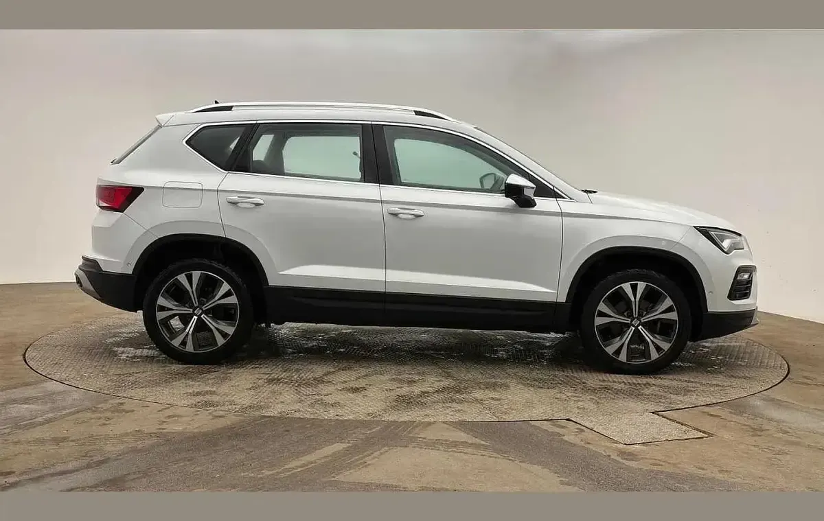 Used Seat Ateca SE Technology 108 HP (79 kW) 2023 White SUV