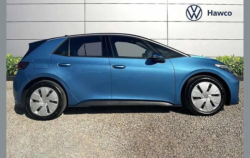 New VW ID.3 Pure 125 kW (170 HP) 2025 Blue Hatchback
