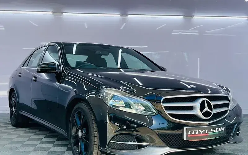 Usado Mercedes E220 SE 177 HP (130 kW) 2016 Sedan
