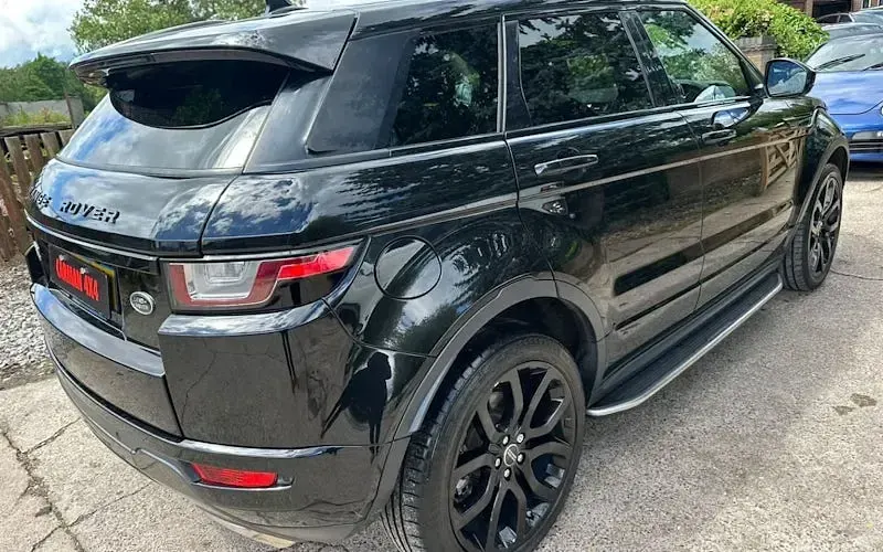 Used Land Rover Range Rover evoque HSE Dynamic 179 HP (131 kW) 2018 Hatchback