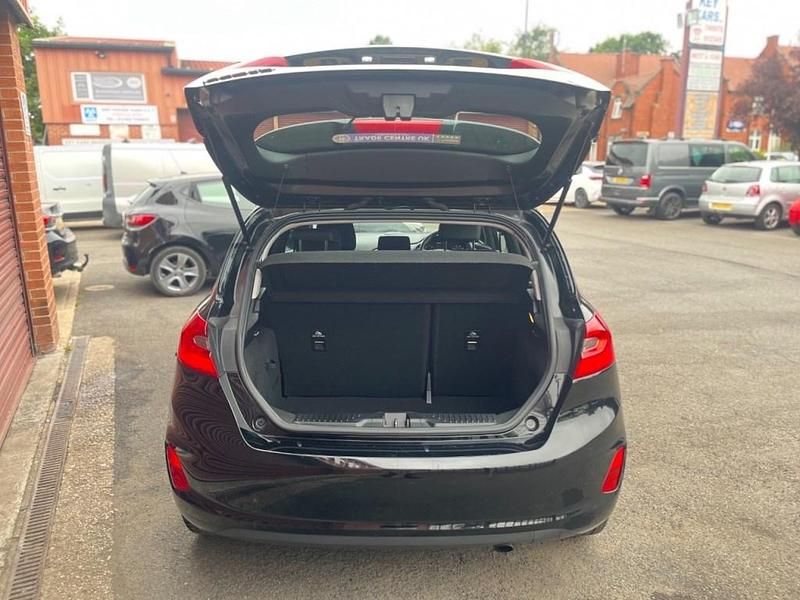 Used Ford Fiesta Zetec 70 HP (51 kW) 2017 Black Hatchback