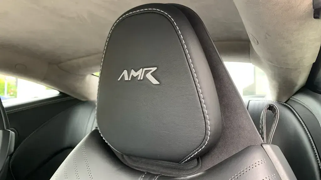 Used Aston Martin DB11 630 HP (463 kW) 2019 Silver Coupe