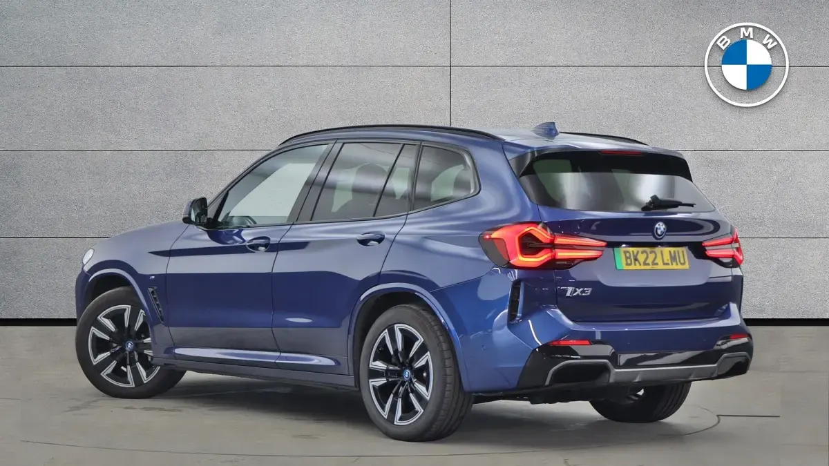 Used BMW iX3 M Sport 207 kW (282 HP) 2022 Blue SUV
