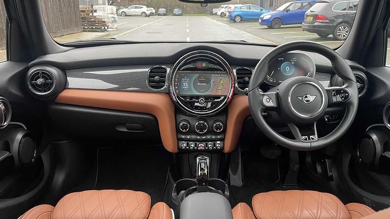 Used Mini Cooper Exclusive 134 HP (98 kW) 2023 Black Hatchback